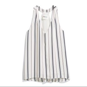 Alice blue gardiner racerback blouse size xs
